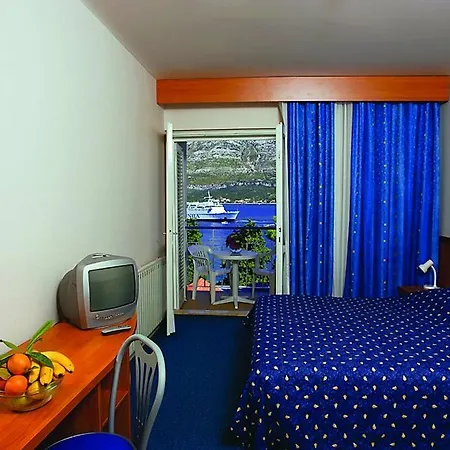 Park 2* Korčula