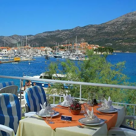 Park 2* Korčula